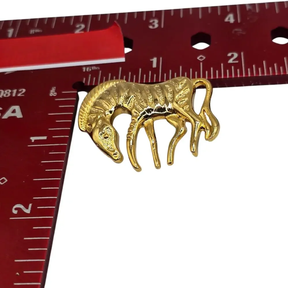 Brooch Zebra Figural Art Nouveau Vintage Style Textured Gold Tone SKU 3023